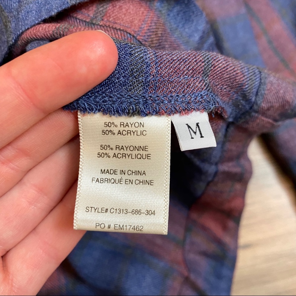 🍑Cloth & Stone Plaid Top - Picture 5 of 6